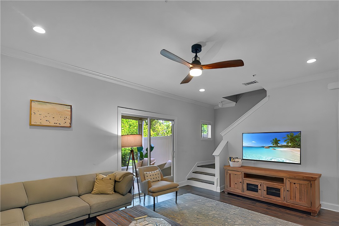 803 Mariners Circle
