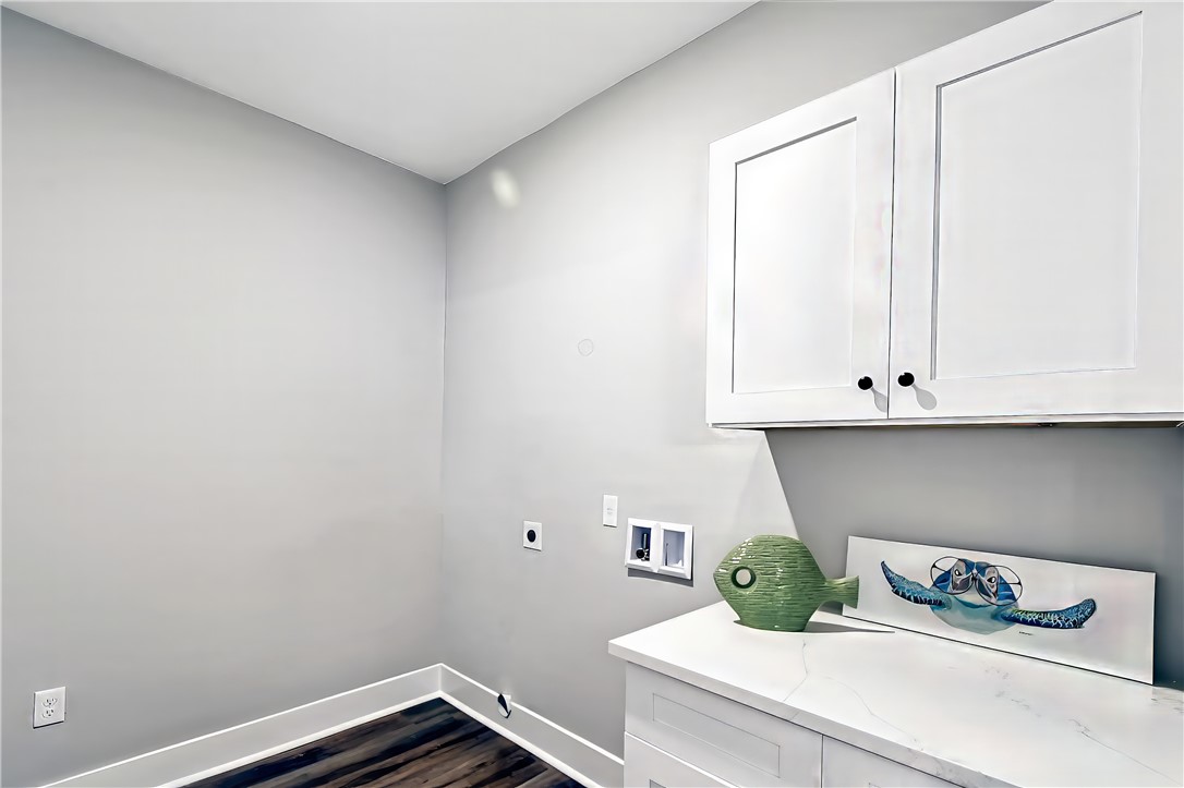 217 Bottlebrush Walk