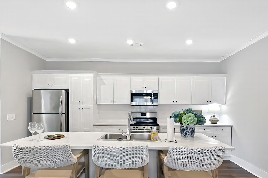 219 Bottlebrush Walk