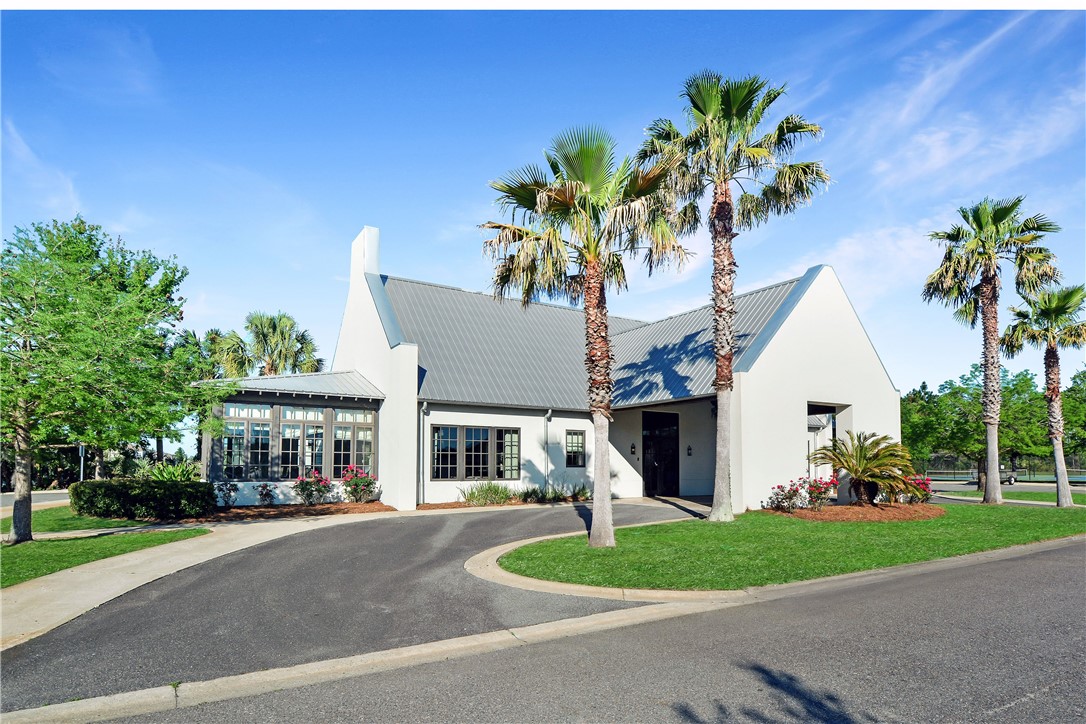 223 Bottlebrush Walk