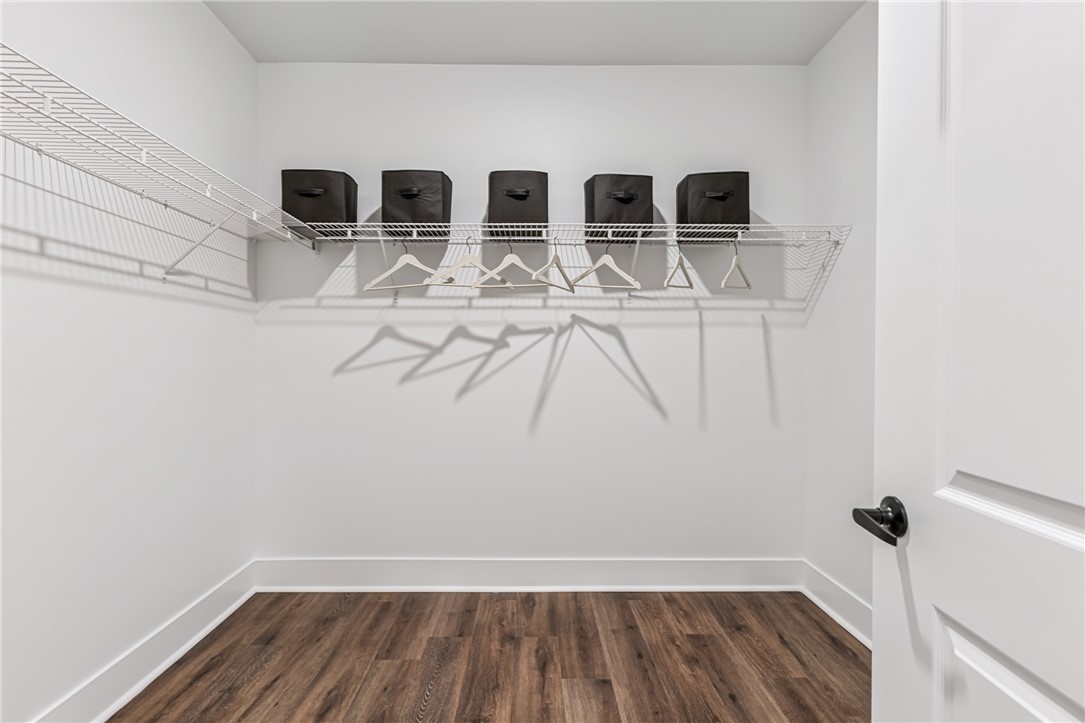 225 Bottlebrush Walk