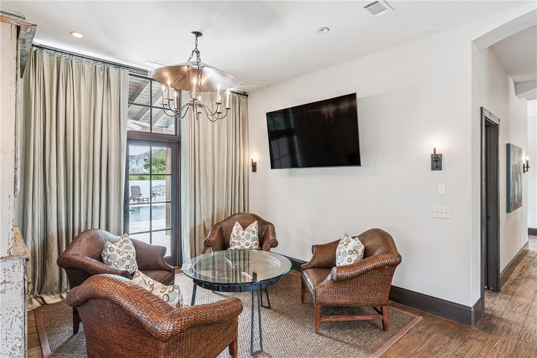 225 Bottlebrush Walk