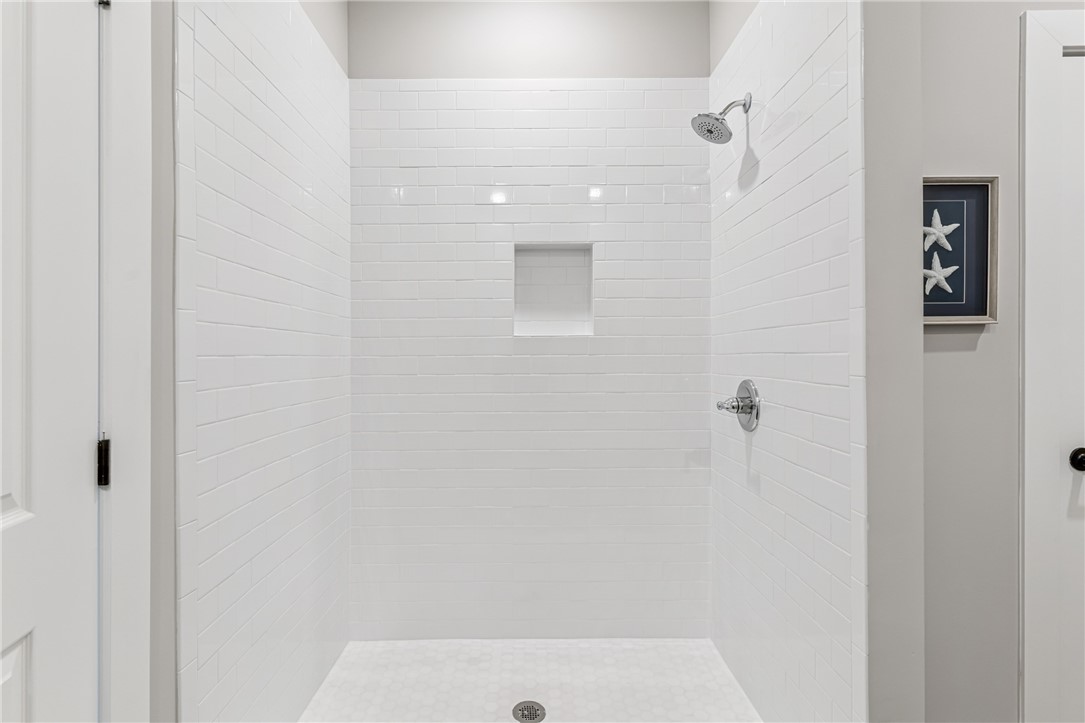 225 Bottlebrush Walk