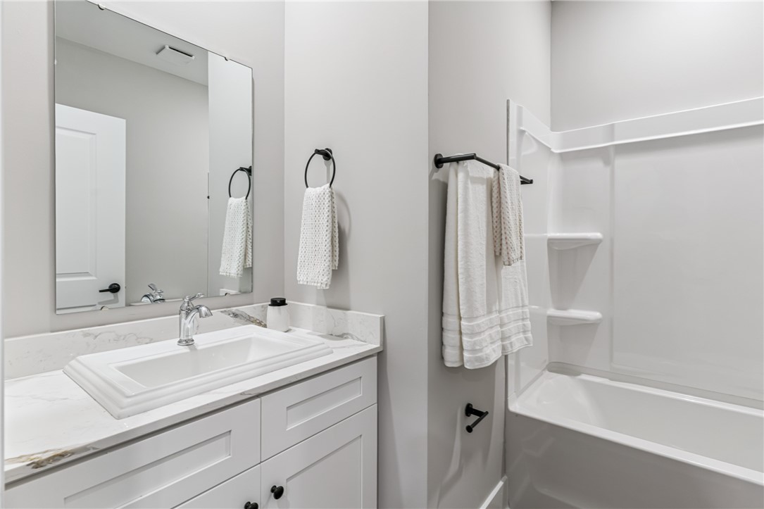 225 Bottlebrush Walk