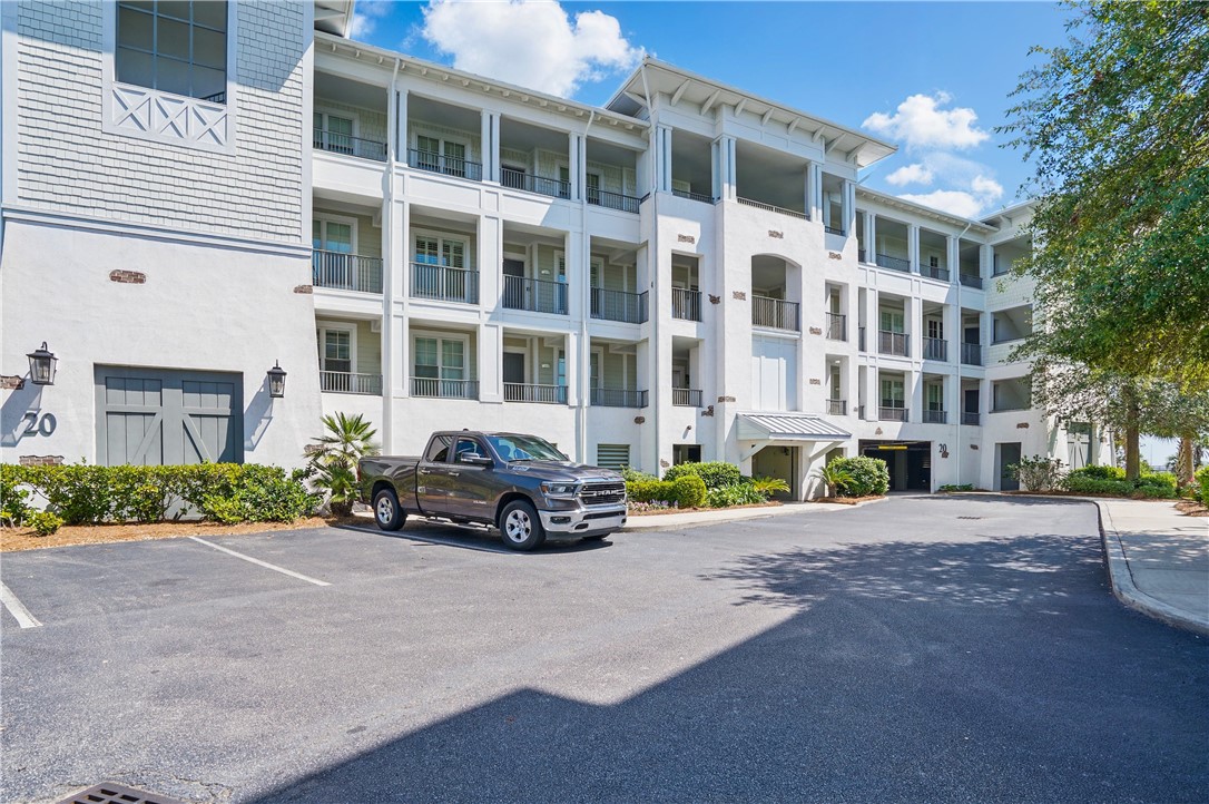 20 Waterfront Drive 121