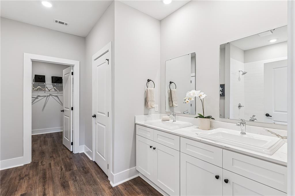 108 Bottlebrush Walk