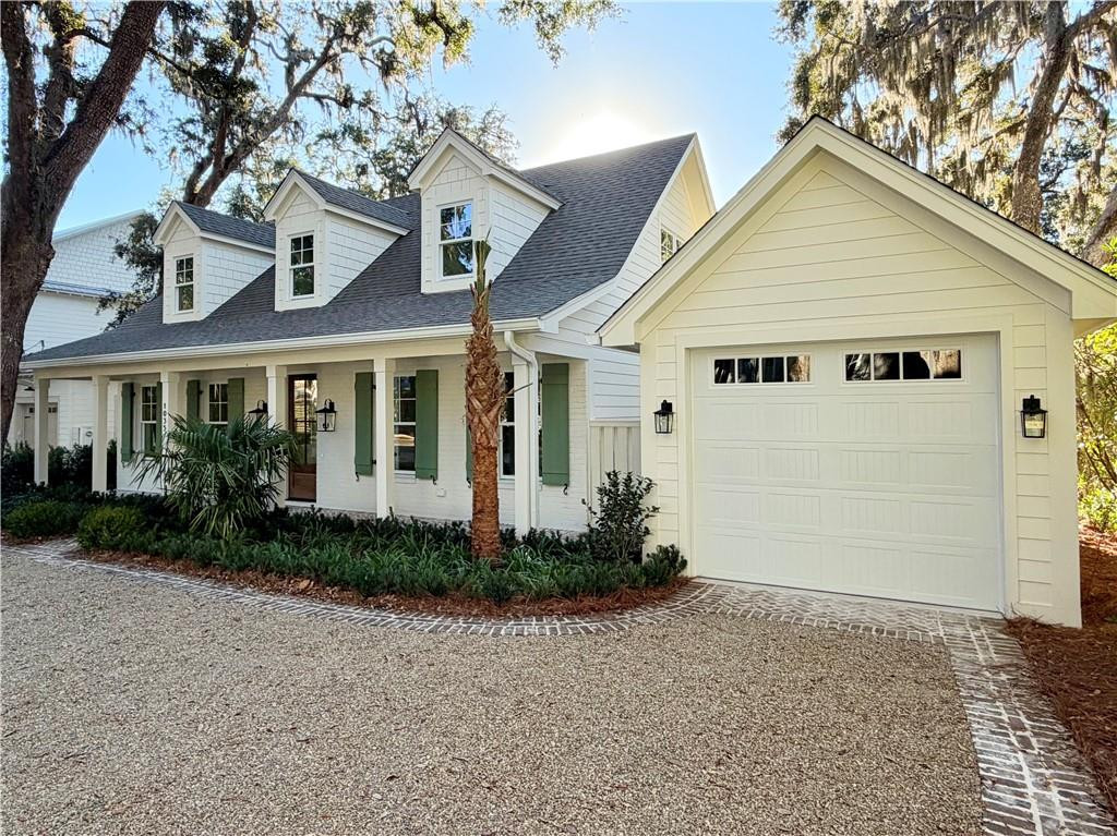 1035 Village Oaks Lane