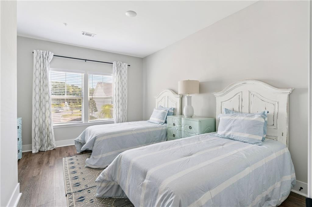60 E Chapel Drive