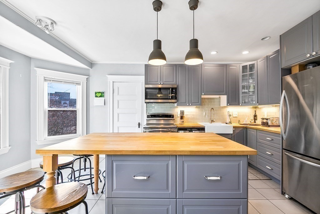 66 Winter Street # 1