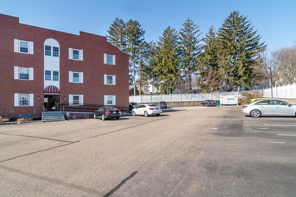 785 Washington Street # 304