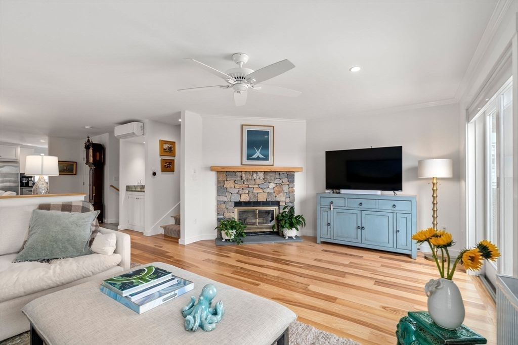 15 Raven Ln # 15
