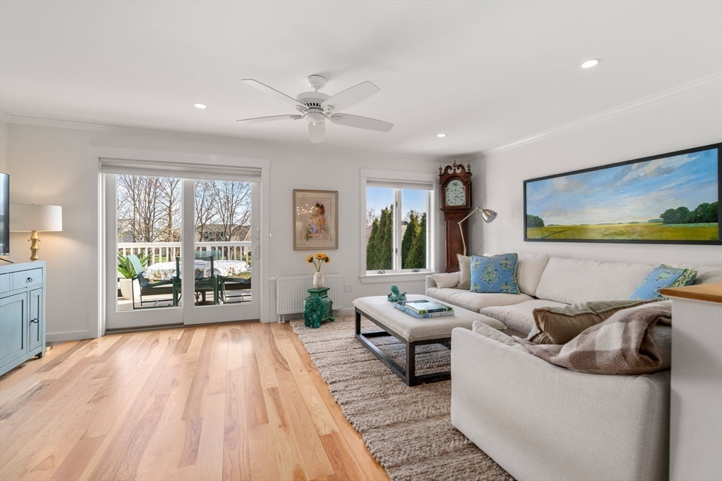15 Raven Ln # 15