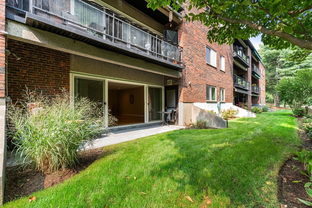 1210 Greendale Ave # 308