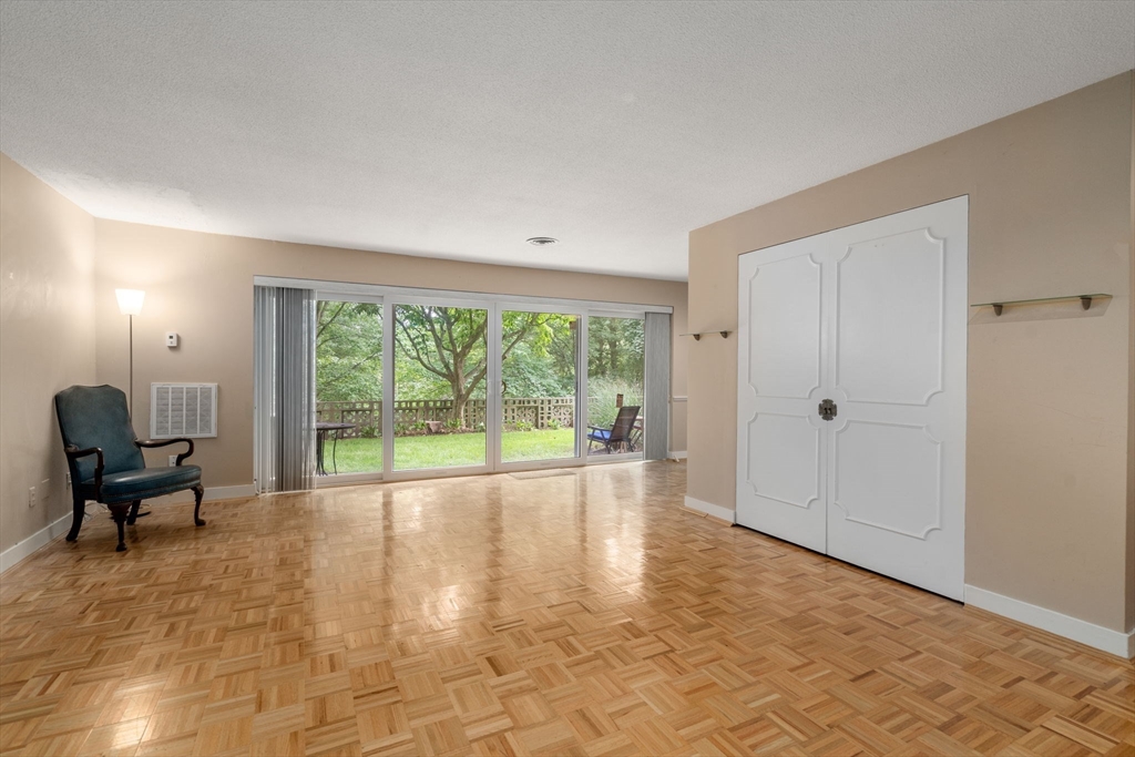 1210 Greendale Ave # 308