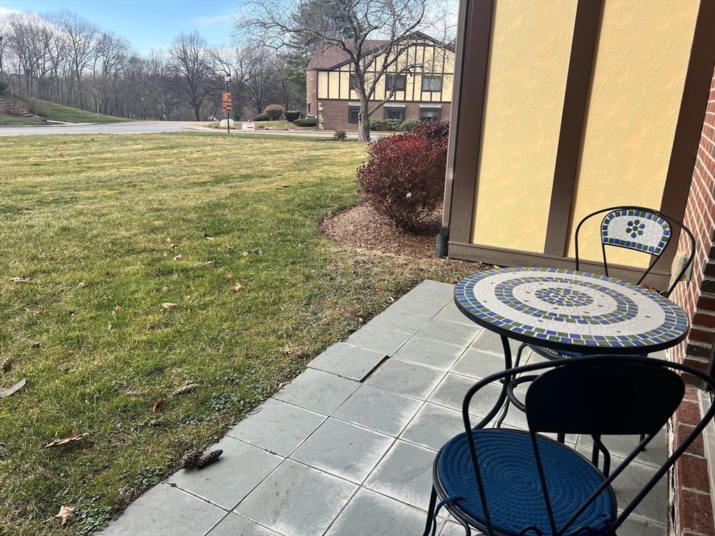 7 Rainbow Pond Dr # 1