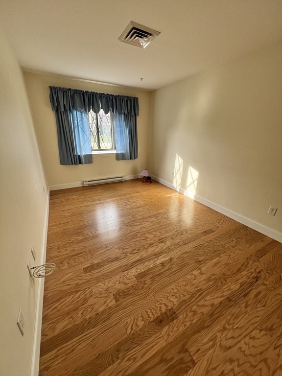 7 Rainbow Pond Dr # 1