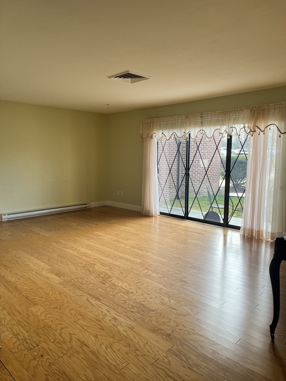 7 Rainbow Pond Dr # 1