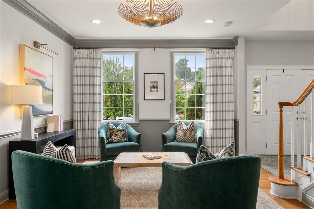 49 Hound Pack Circle