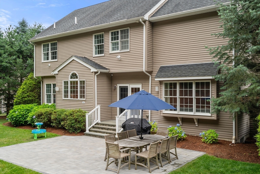 49 Hound Pack Circle