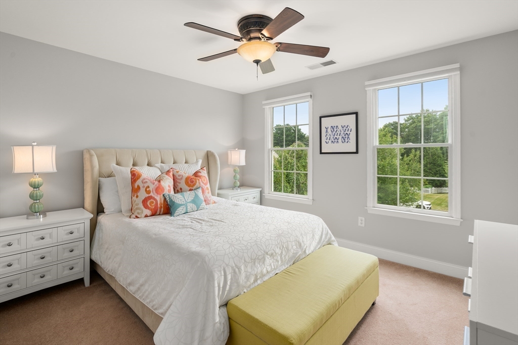 49 Hound Pack Circle