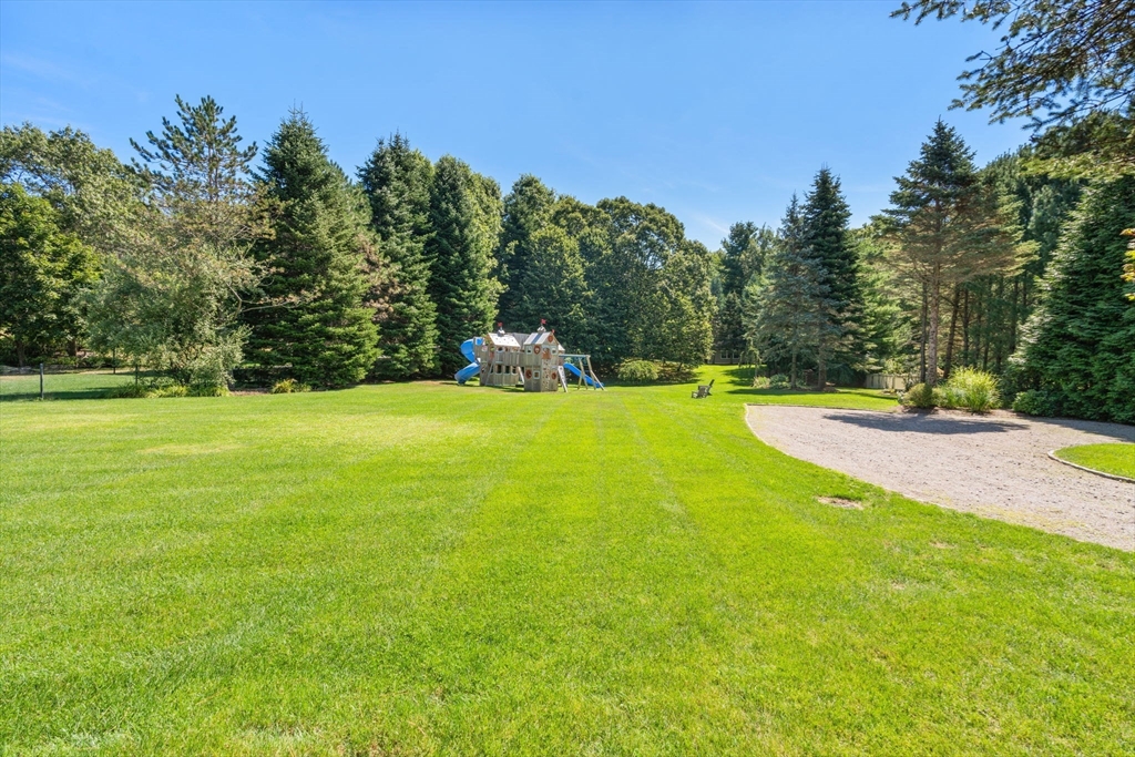 11 Stonegate Lane