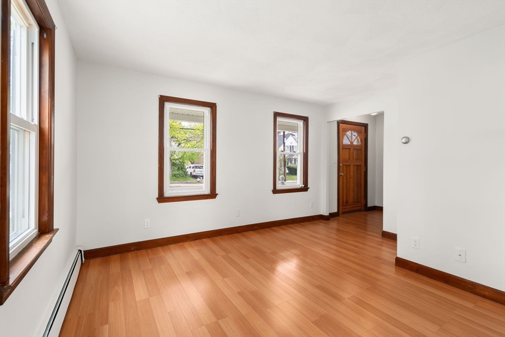 24 Railroad Avenue