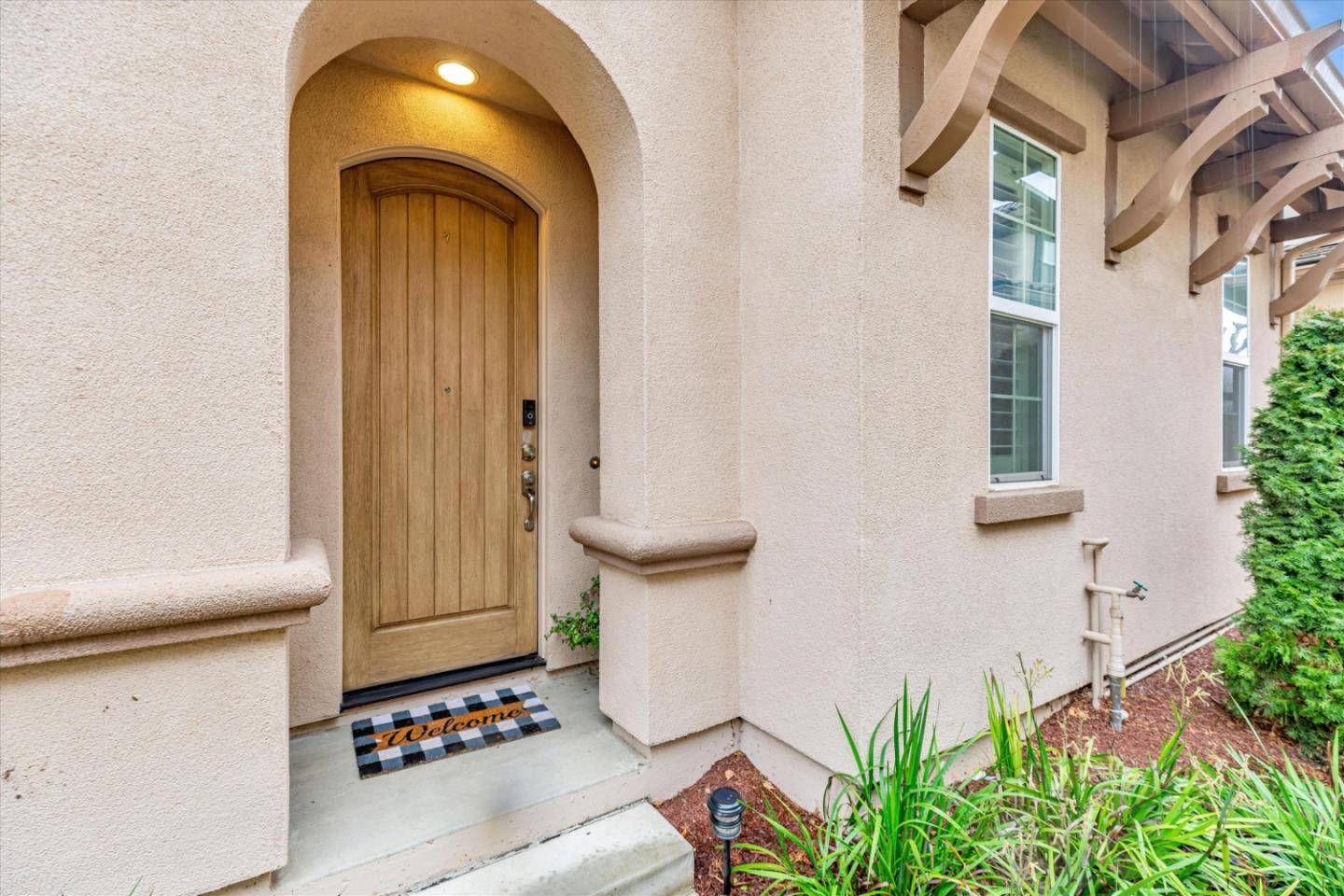 28 Caspian Way