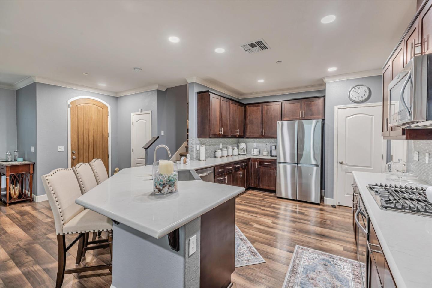 28 Caspian Way