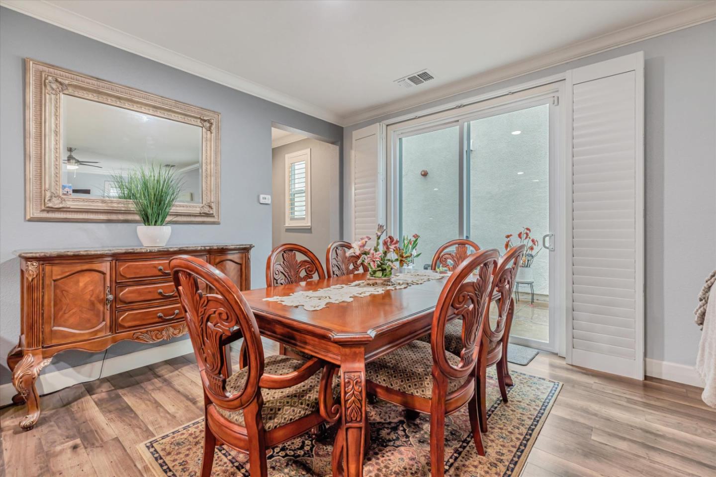 28 Caspian Way