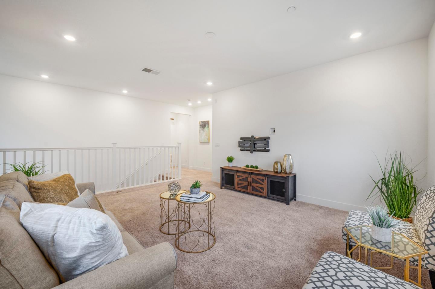 7101 Hakkan Drive