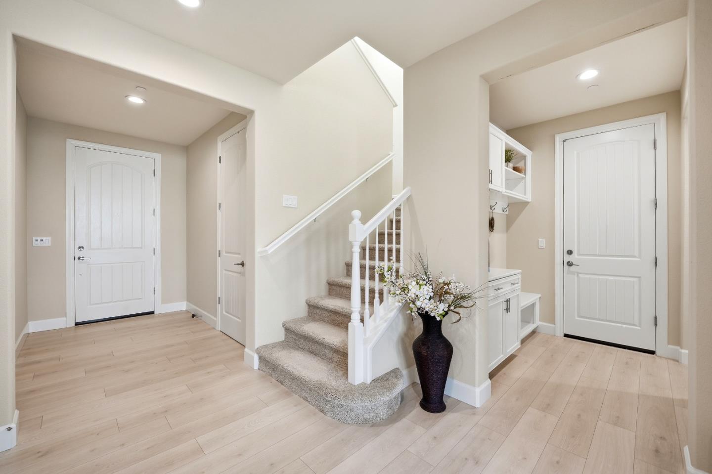 1196 Wildrose Drive