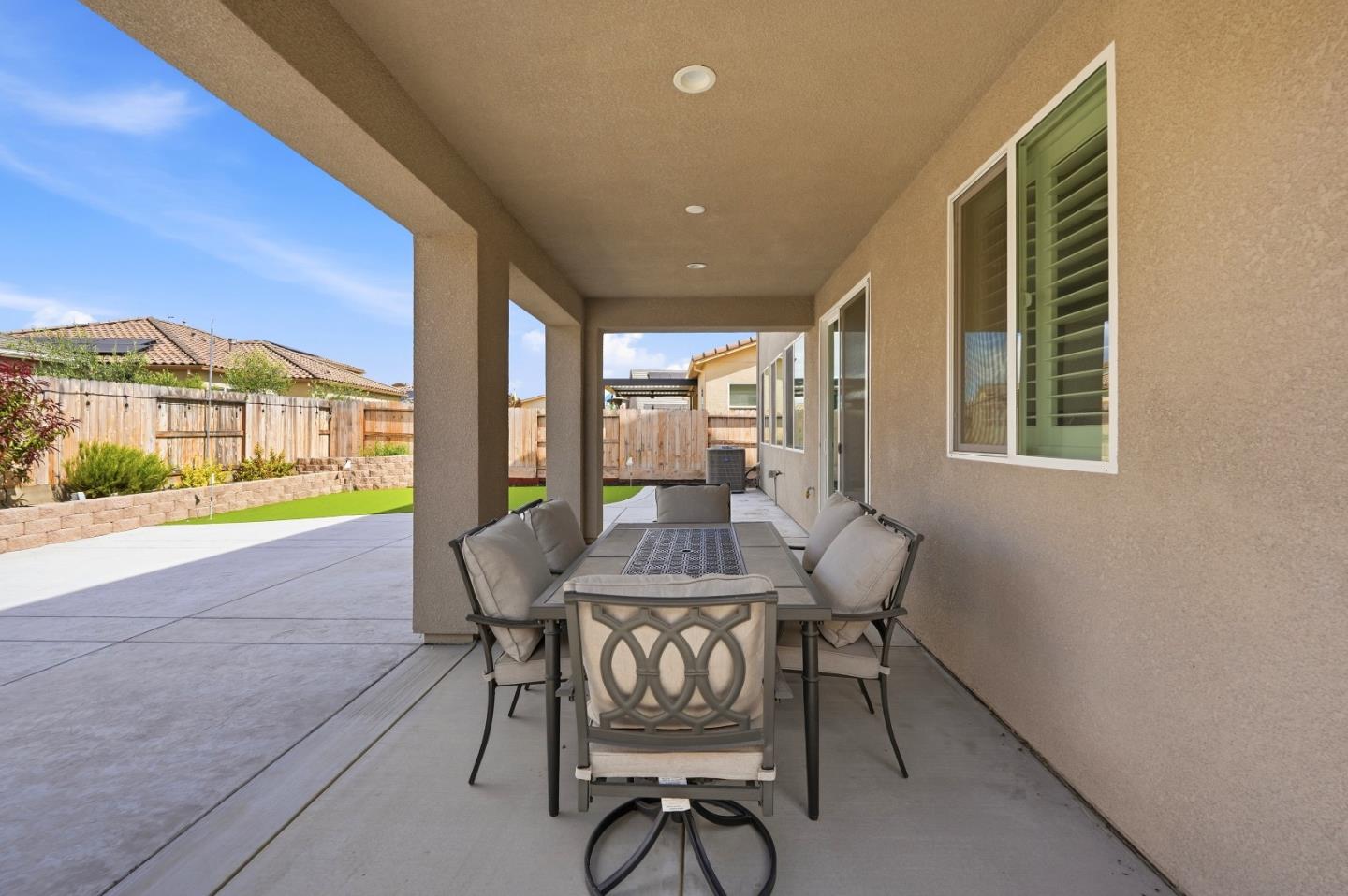 1196 Wildrose Drive