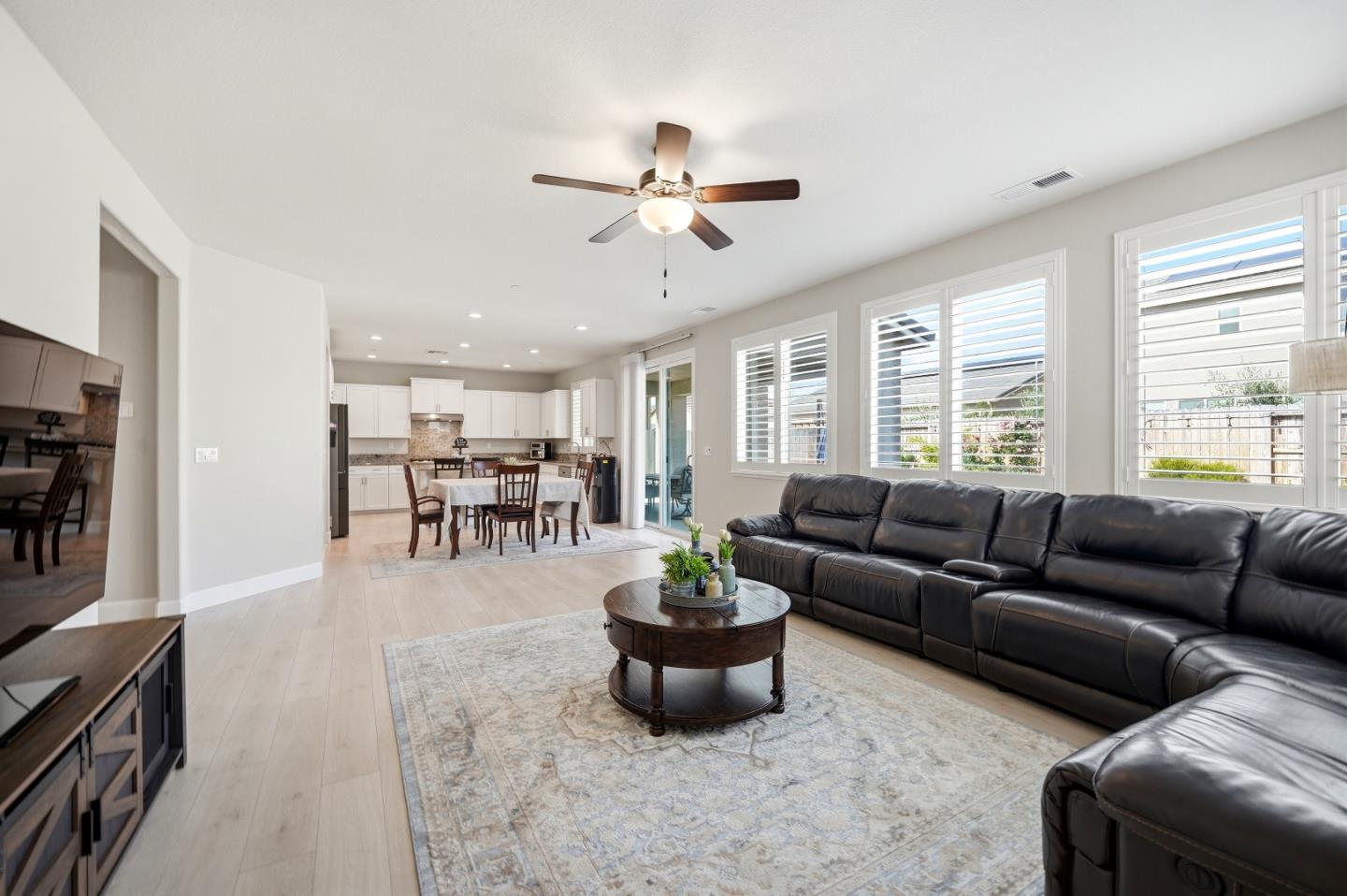 1196 Wildrose Drive