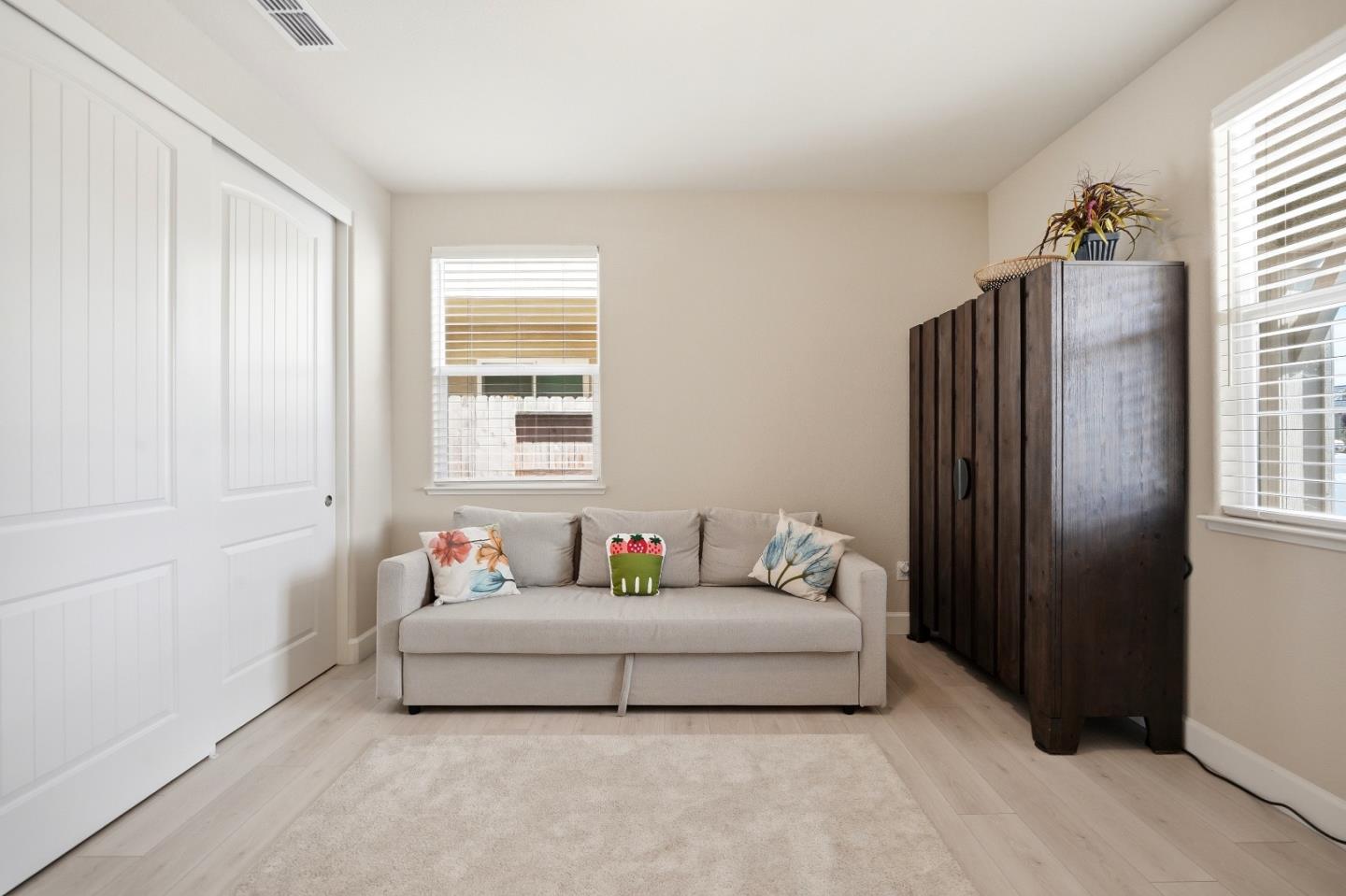 1196 Wildrose Drive