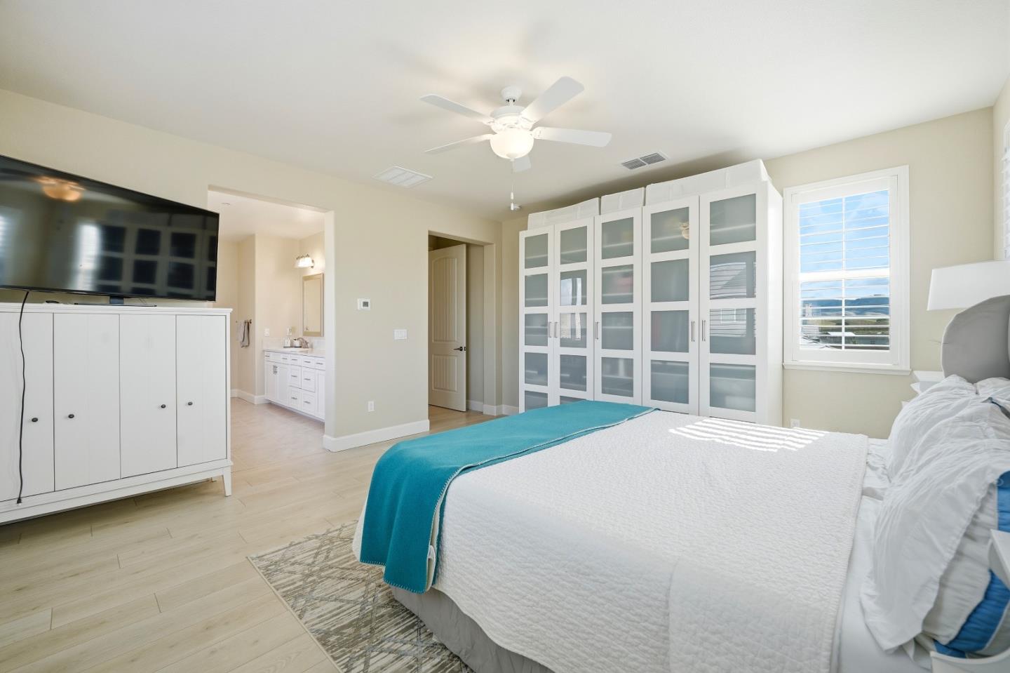 1196 Wildrose Drive