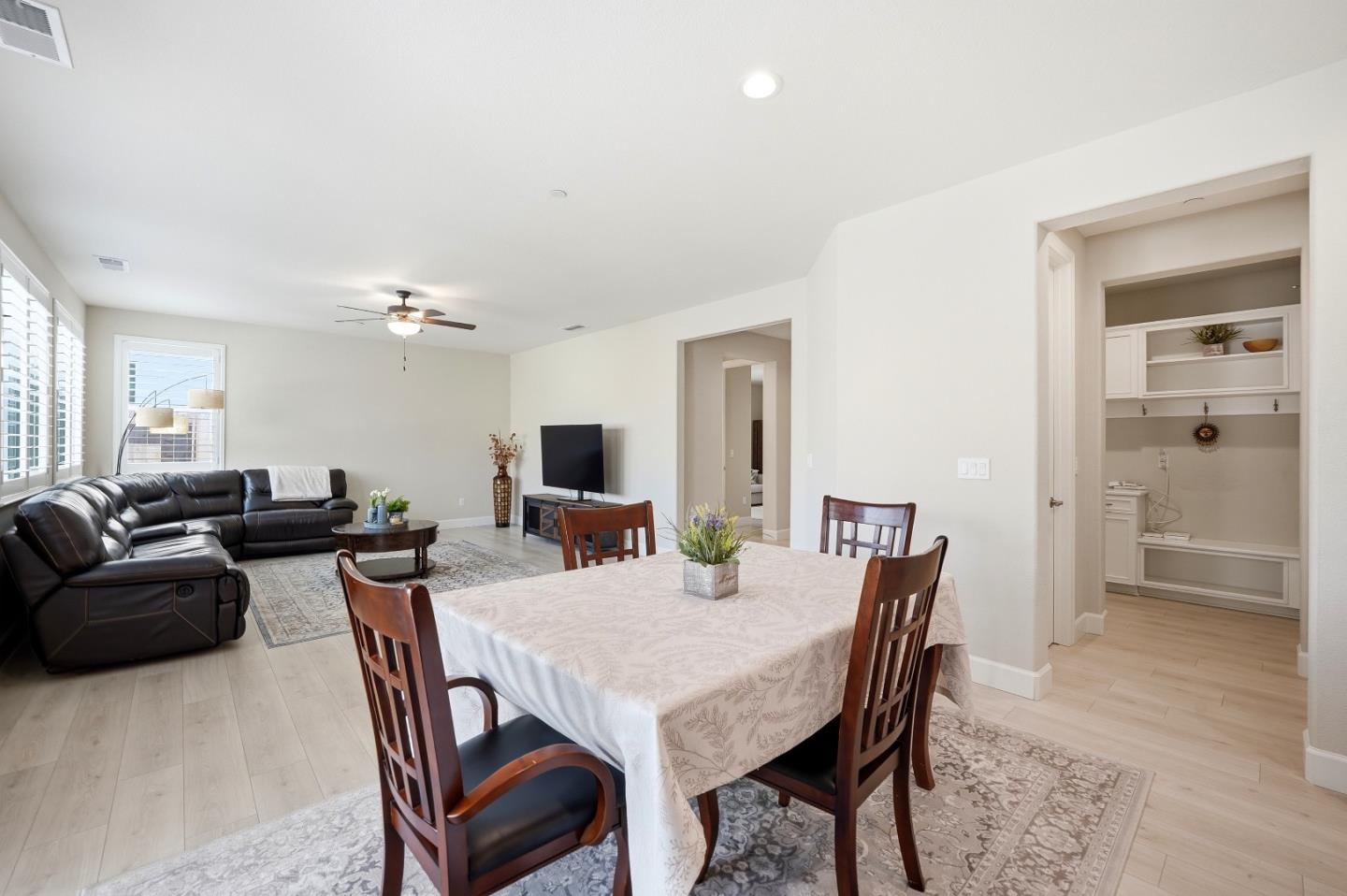 1196 Wildrose Drive
