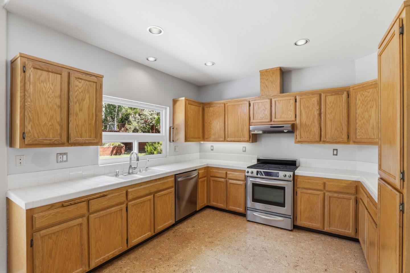 2661 Valley View Road