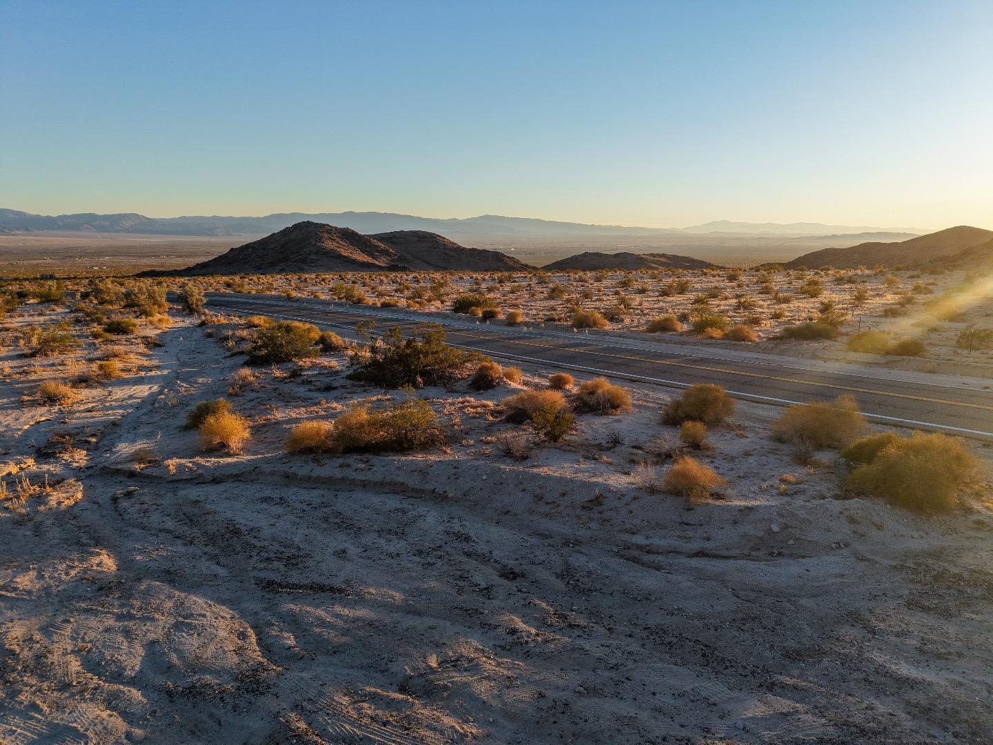 000 Amboy RD