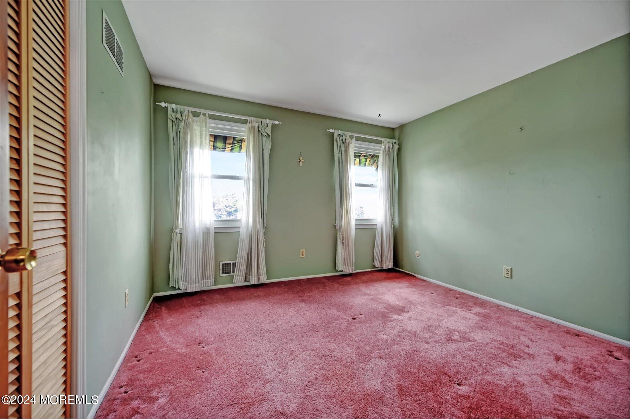 26 N Tunesbrook Drive