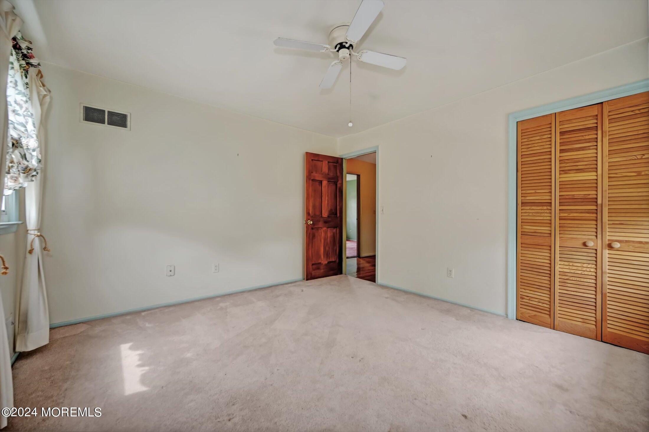 26 N Tunesbrook Drive