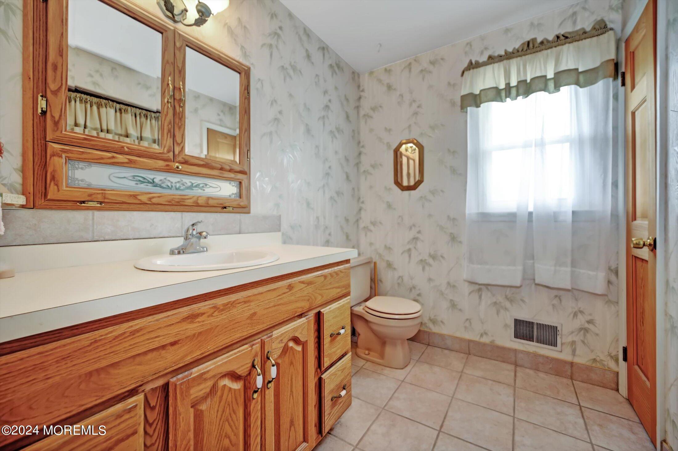 26 N Tunesbrook Drive