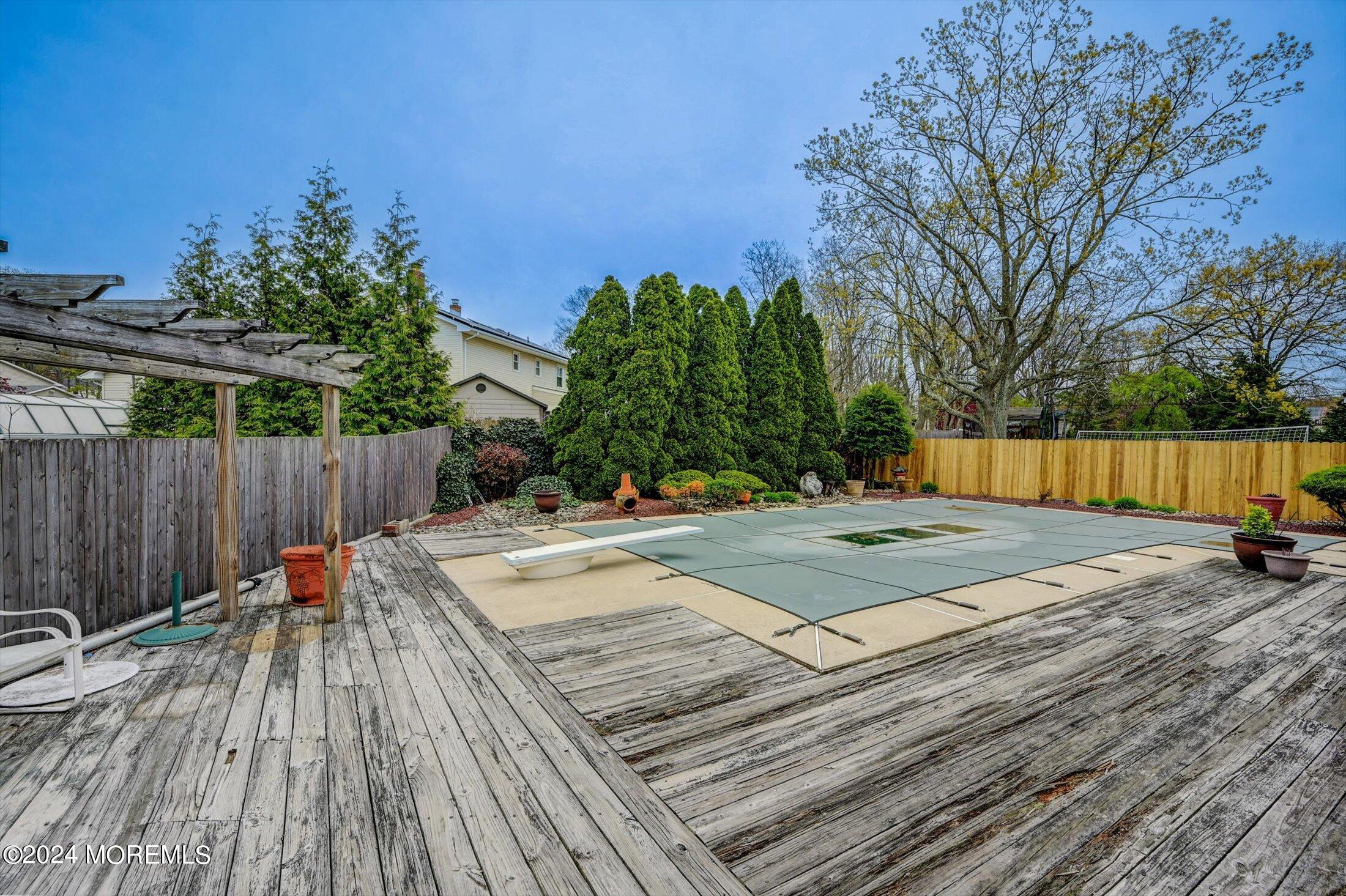 26 N Tunesbrook Drive