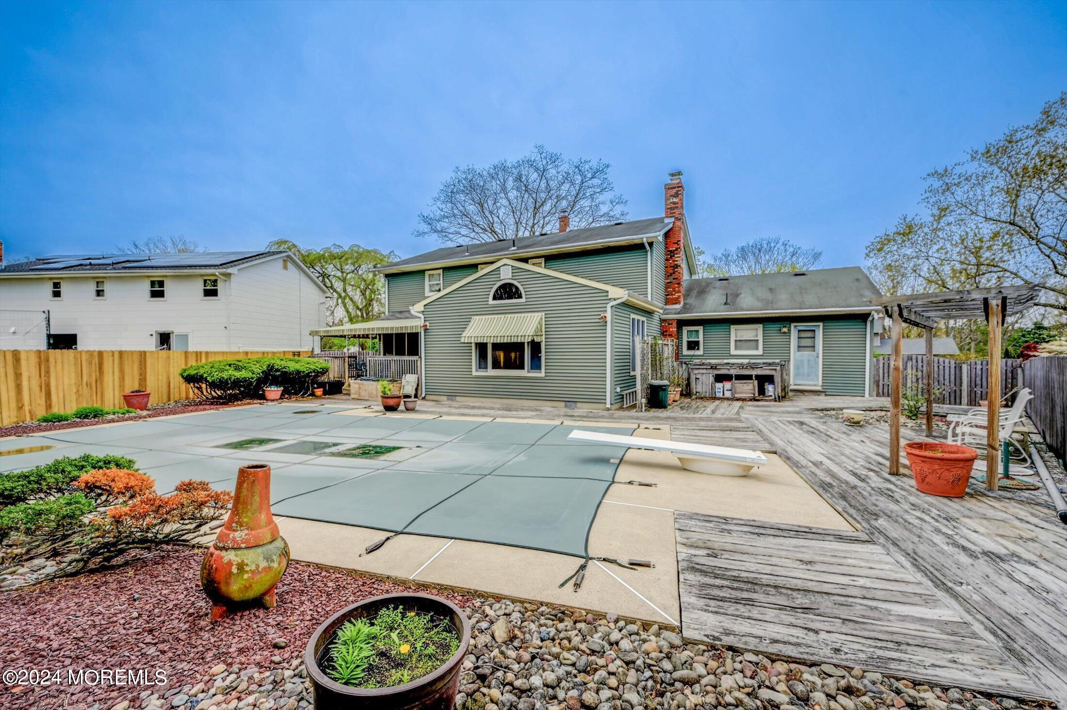 26 N Tunesbrook Drive