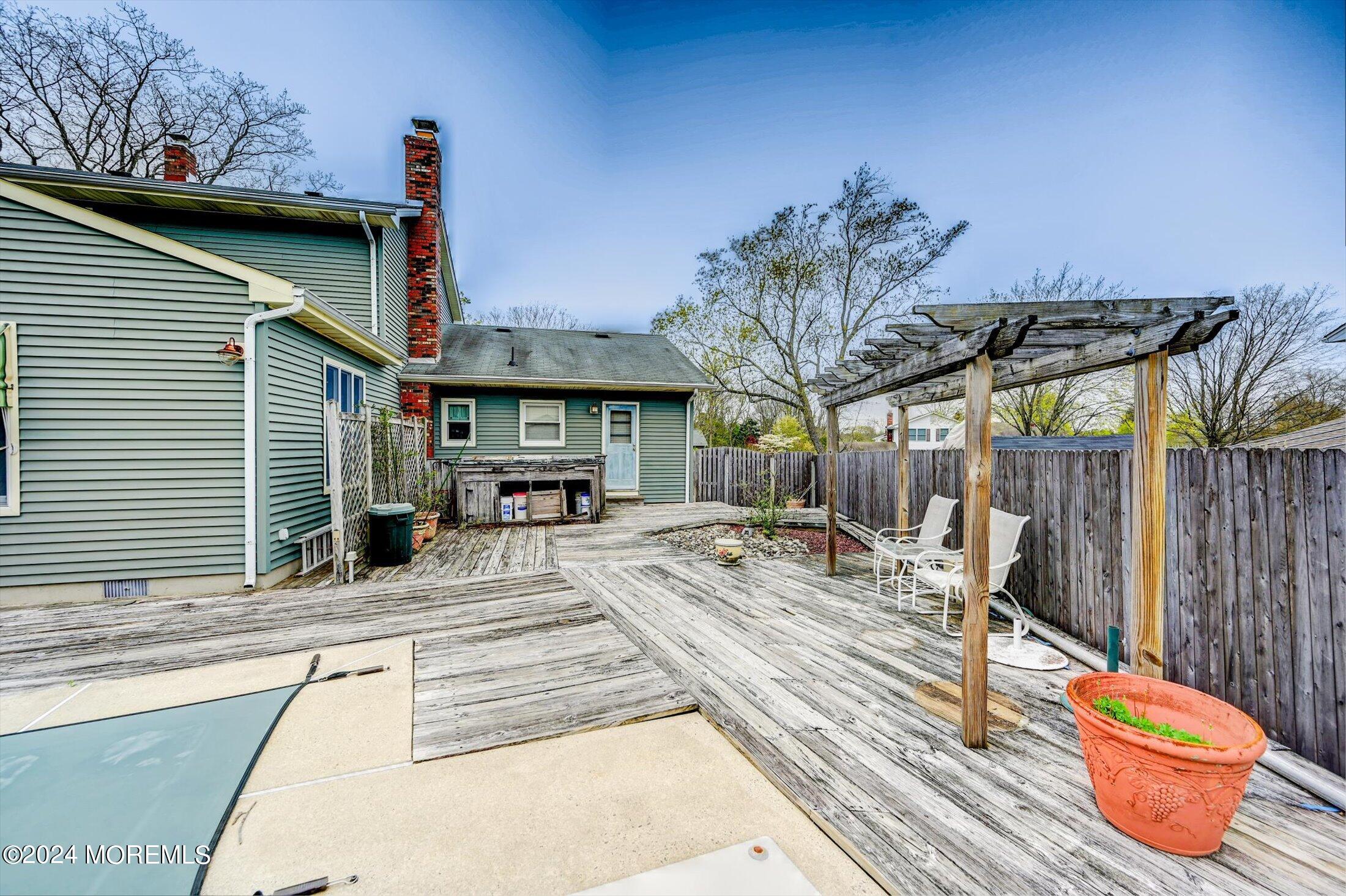 26 N Tunesbrook Drive