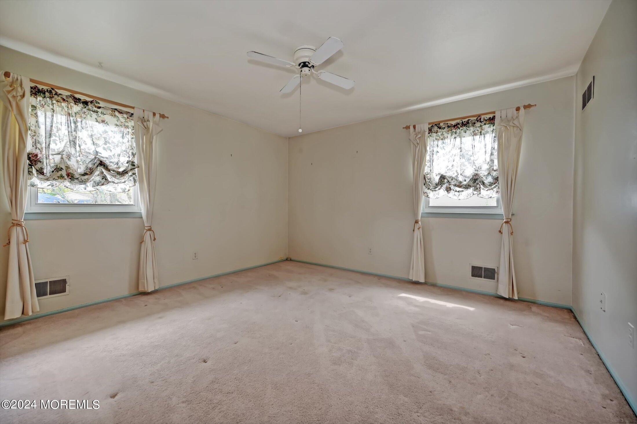 26 N Tunesbrook Drive