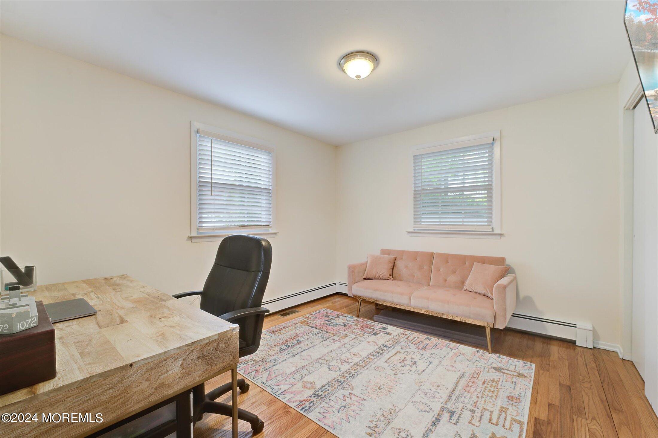 606 Duke Court