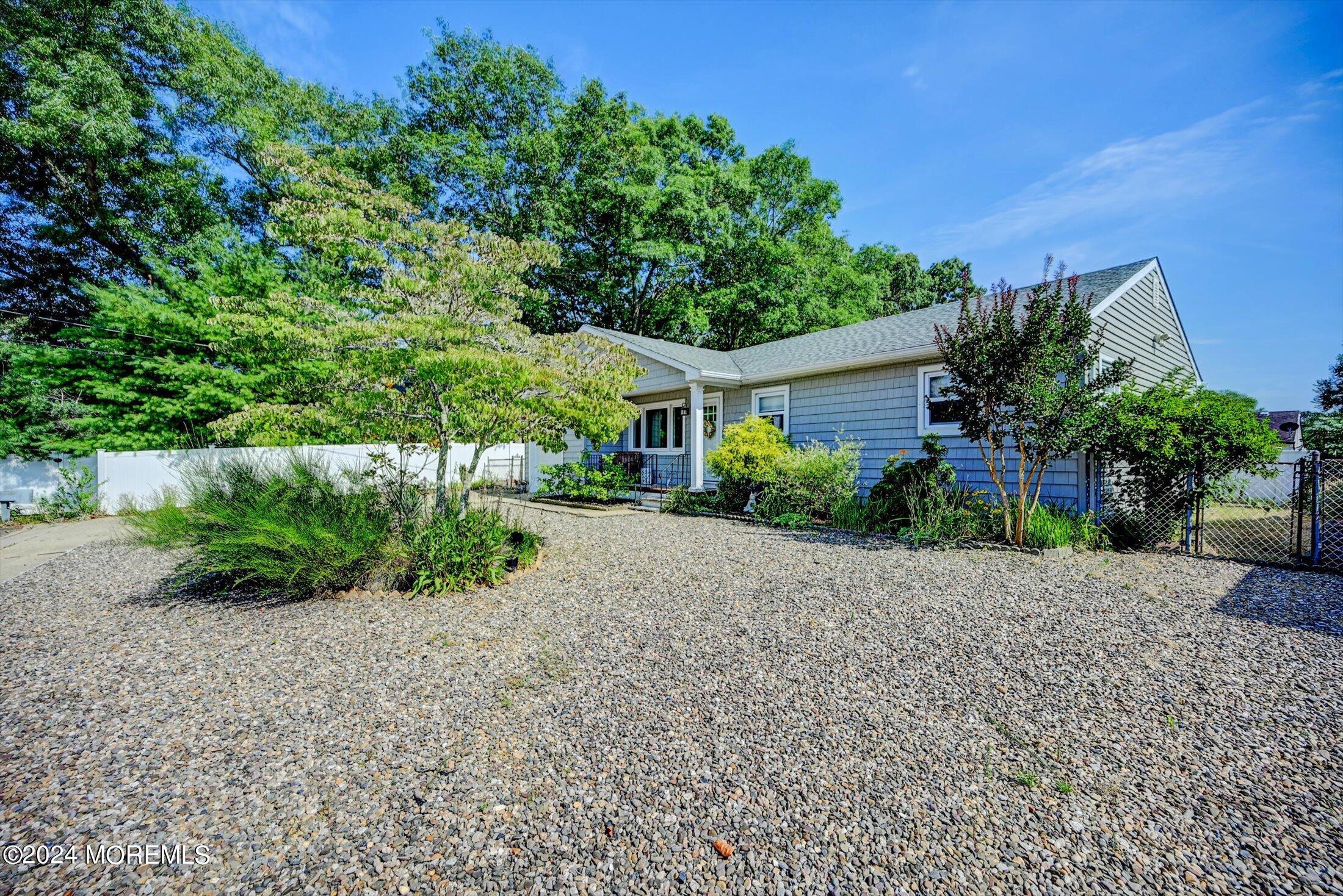 1239 Audubon Drive