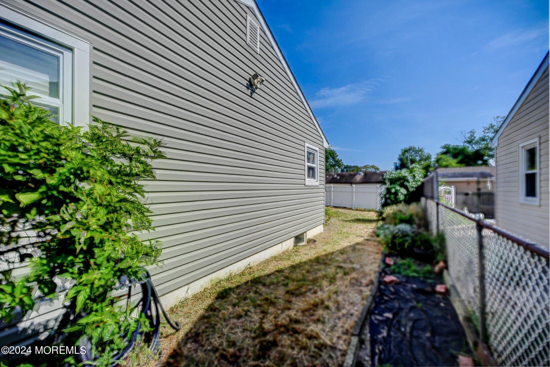 1239 Audubon Drive