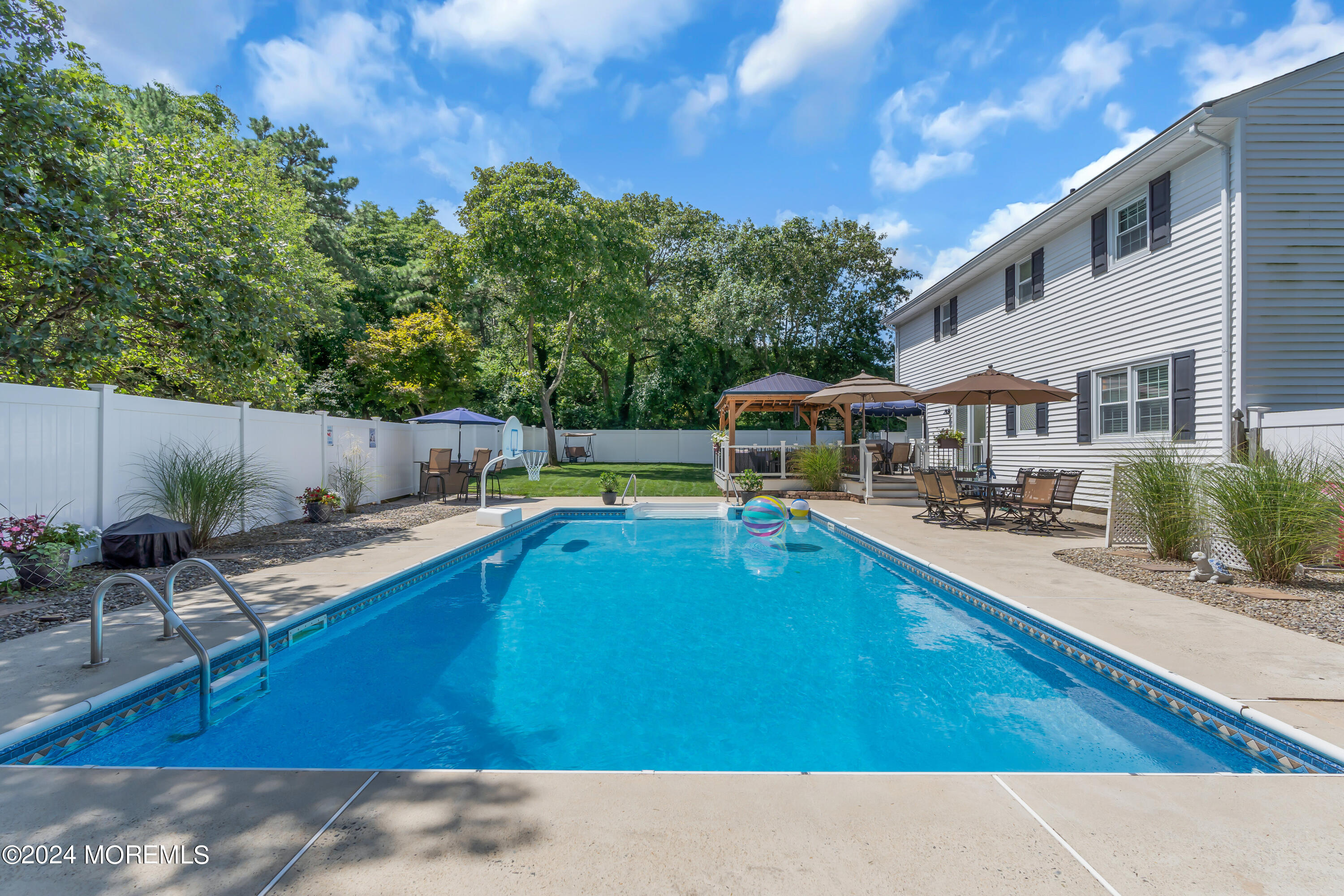 27 Winchester Drive
