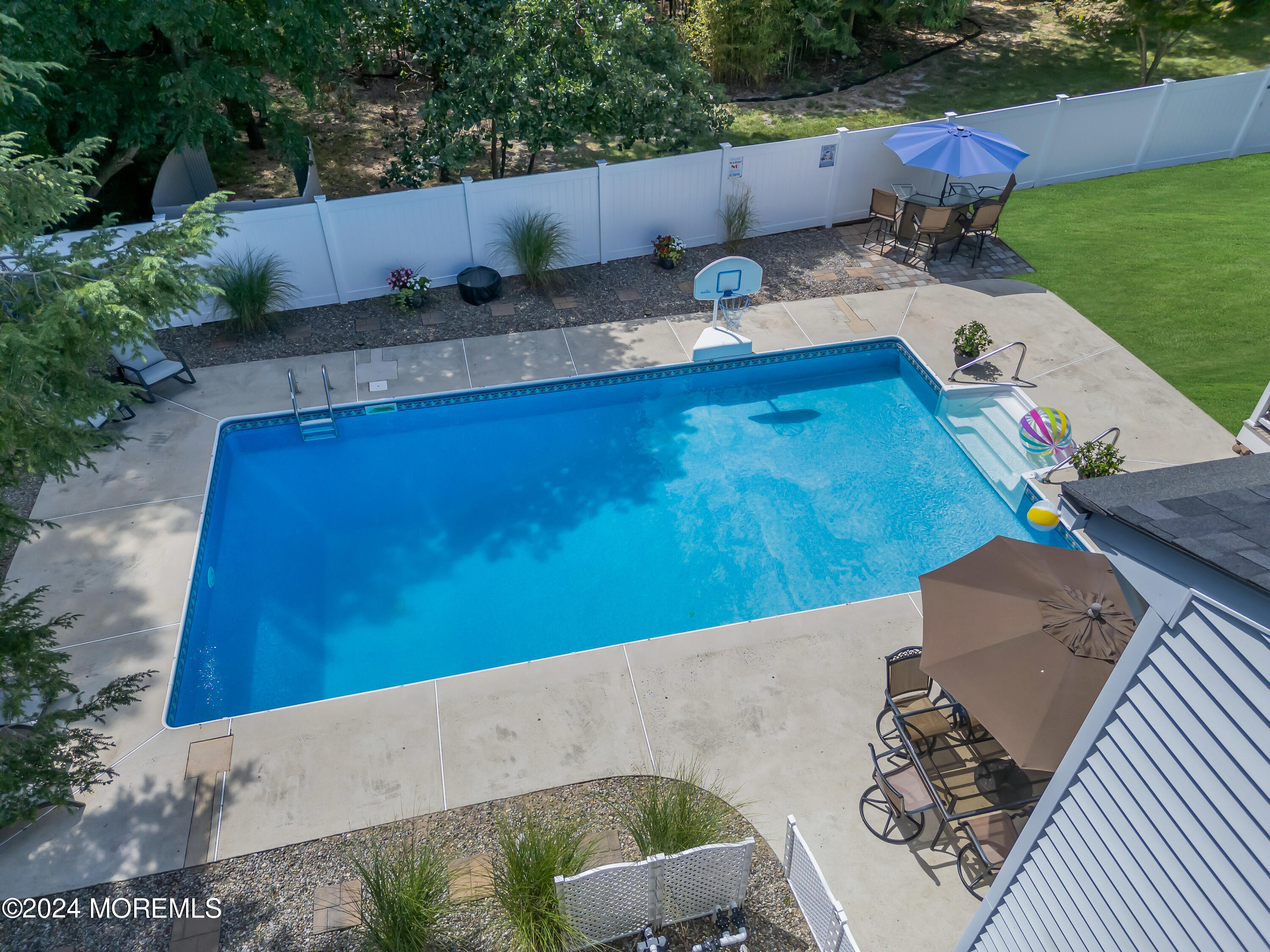 27 Winchester Drive